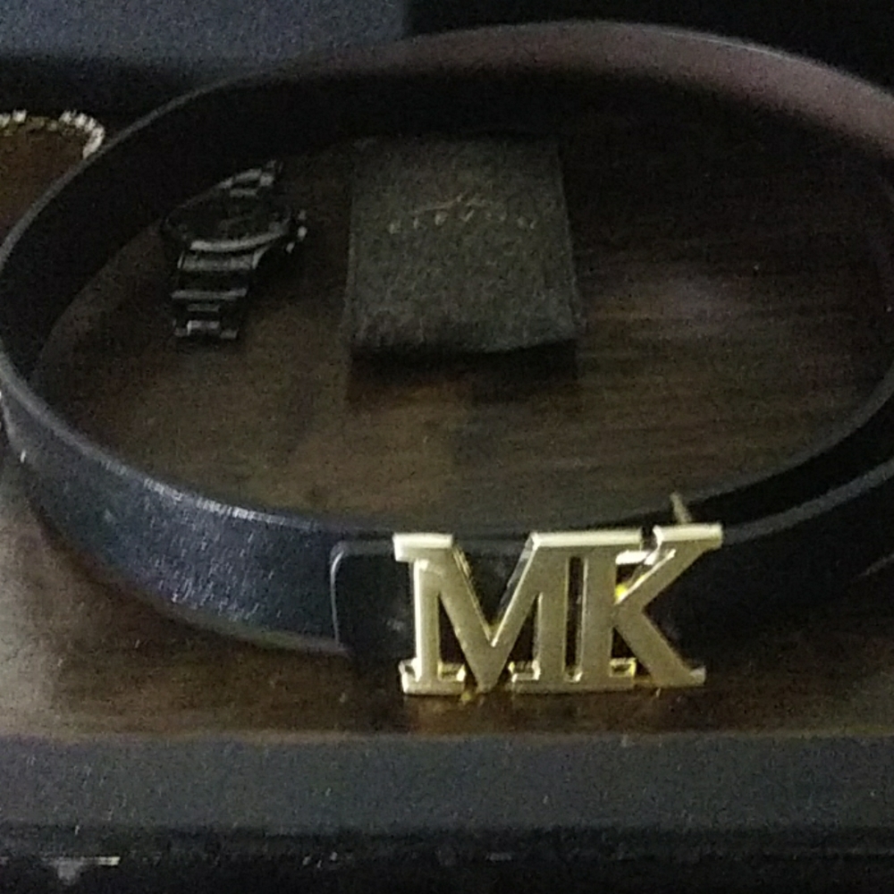Michael kors belt